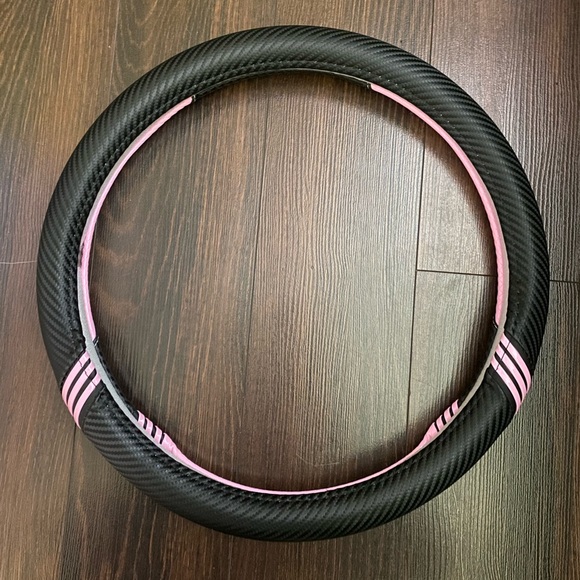 Leather Steering Wheel Cover - Picture 2 of 3